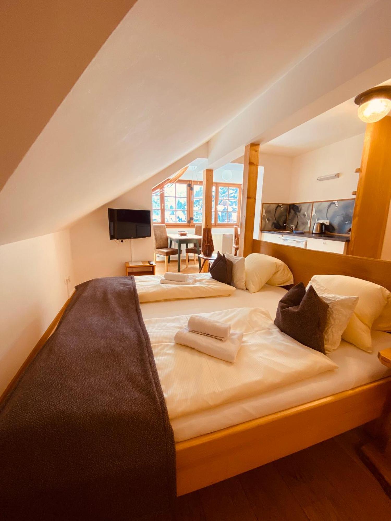 Pension Hallberg Hallstatt Esterno foto